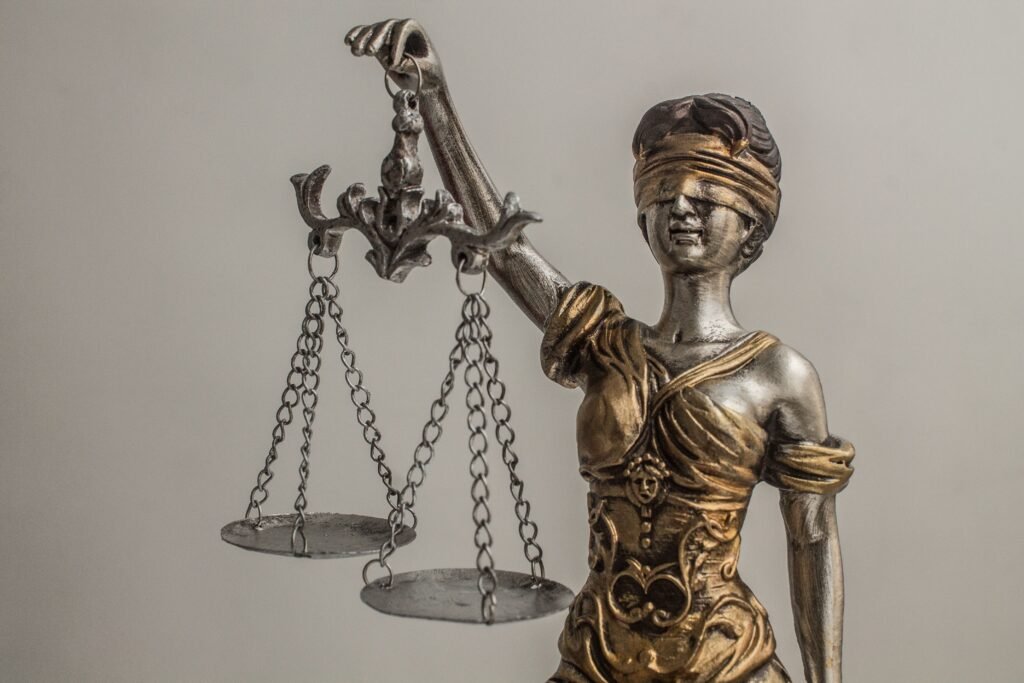 Scales of justice representing the bankruptcy court decision between Chapter 7 and Chapter 13